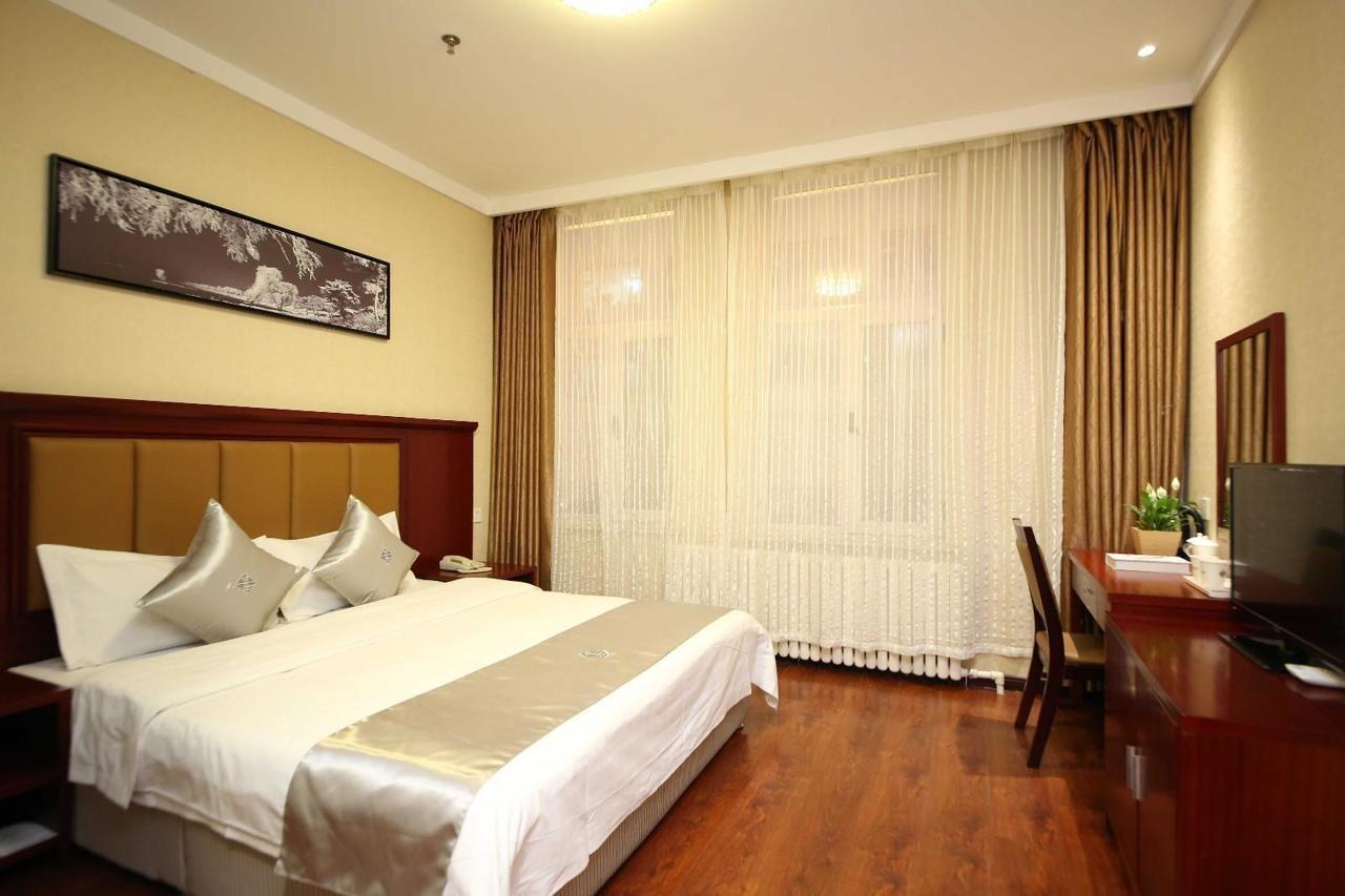 Chonpines Hotel Csangcsun Kültér fotó