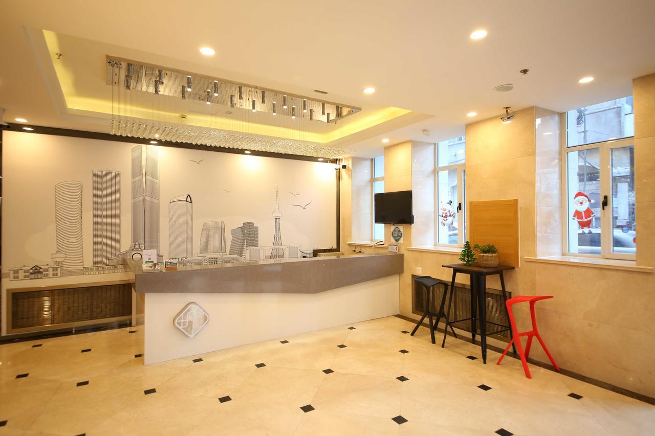Chonpines Hotel Csangcsun Kültér fotó