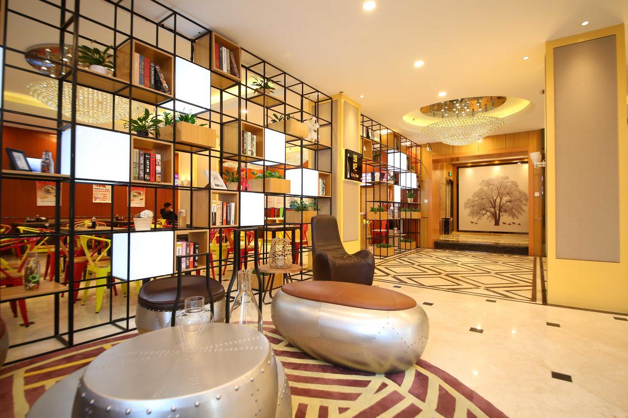 Chonpines Hotel Csangcsun Kültér fotó