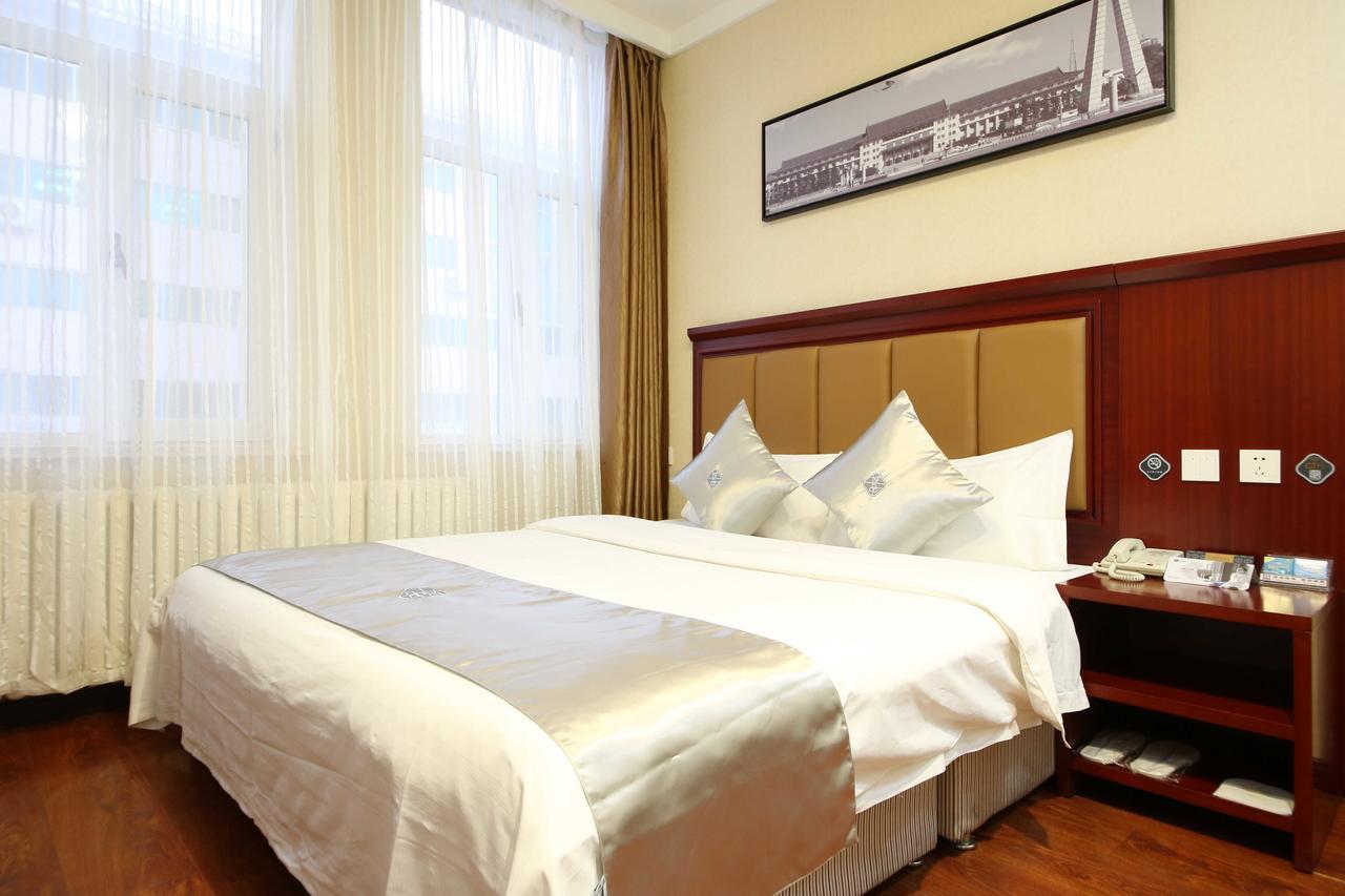 Chonpines Hotel Csangcsun Kültér fotó