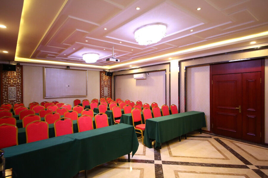 Chonpines Hotel Csangcsun Kültér fotó
